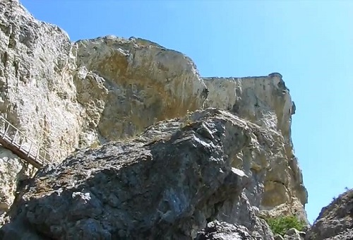 Туристическая тропинка по Алчаку