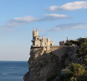 Бесплатные экскурсии в Ласточкино гнездо