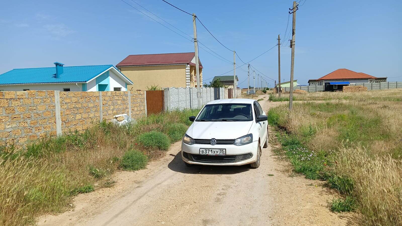 Поехал в аптеку